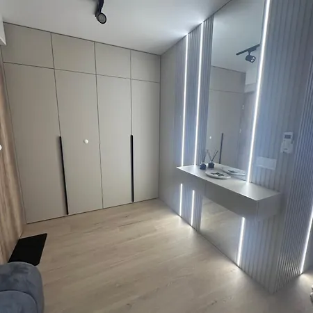 Aurum Ul Cicha 16 5a Bezplatny Parking Apartment